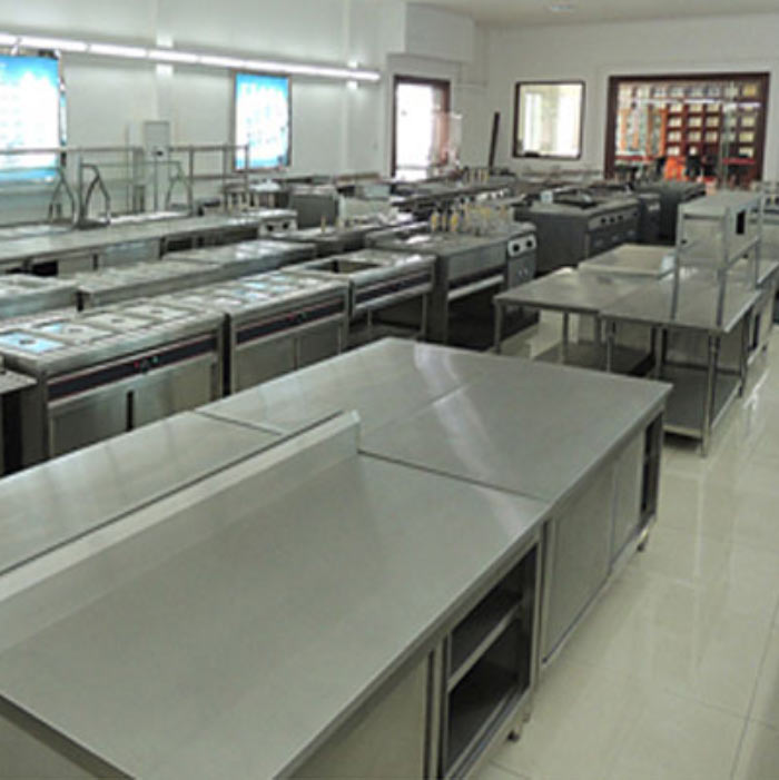 Commercial Canteen Kitchen Equipment in Pune